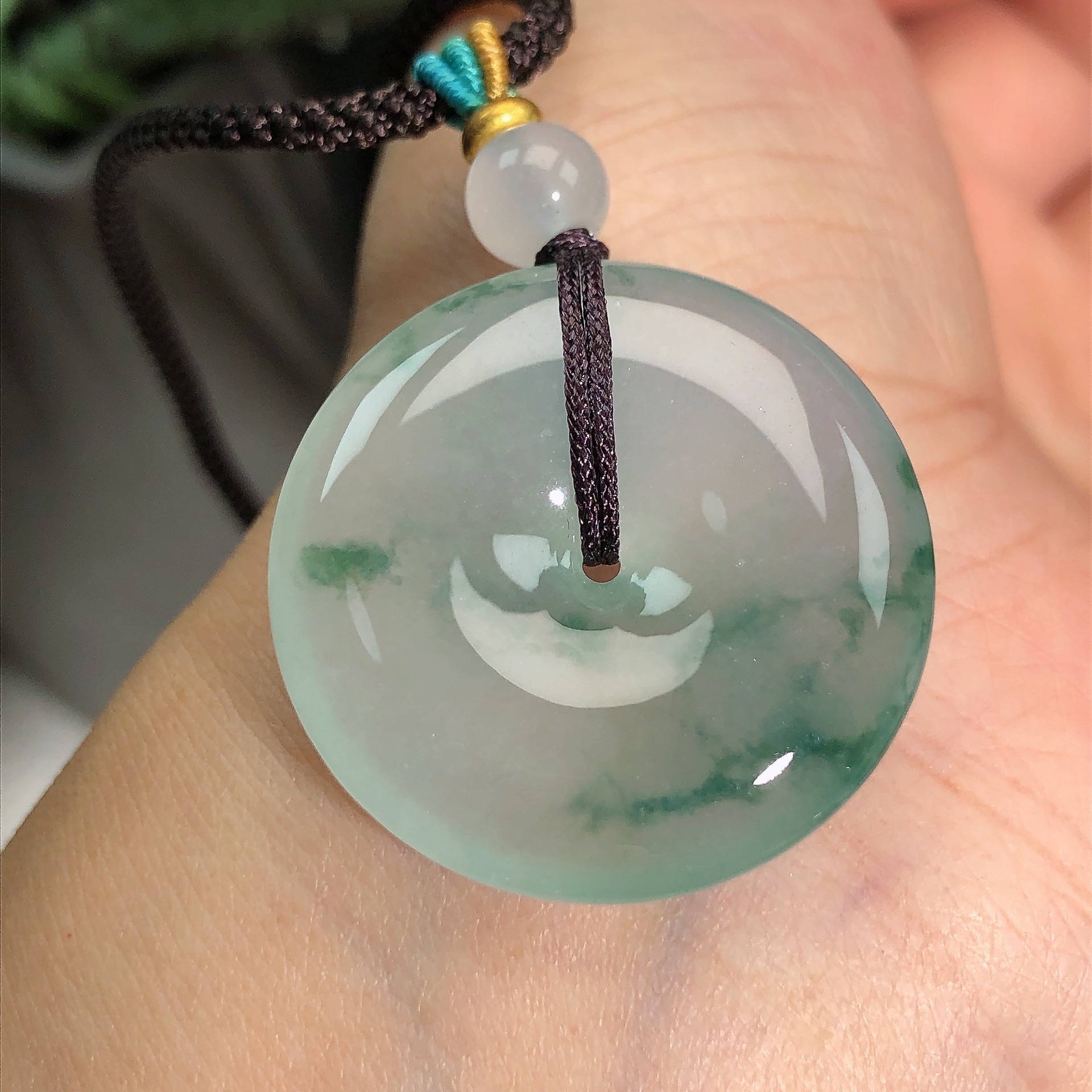 天然缅甸A货翡翠老坑冰润起胶轻奢飘绿平安扣吊坠28*6.2