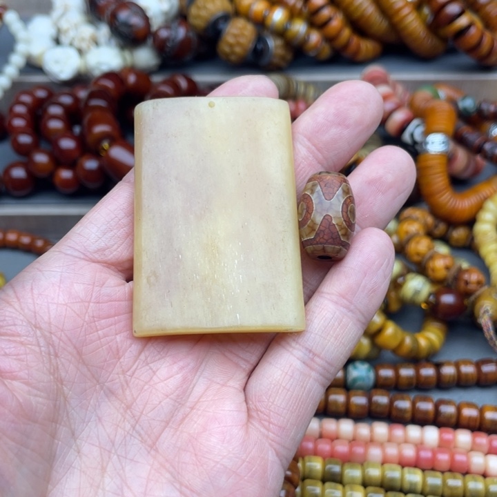 P***T驼骨手串/手链驼骨