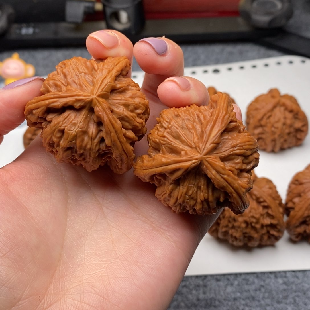 吊坠文玩核桃心*