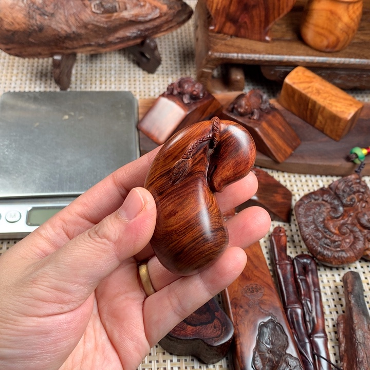 黄花梨/降香黄檀华之艺海黄工艺