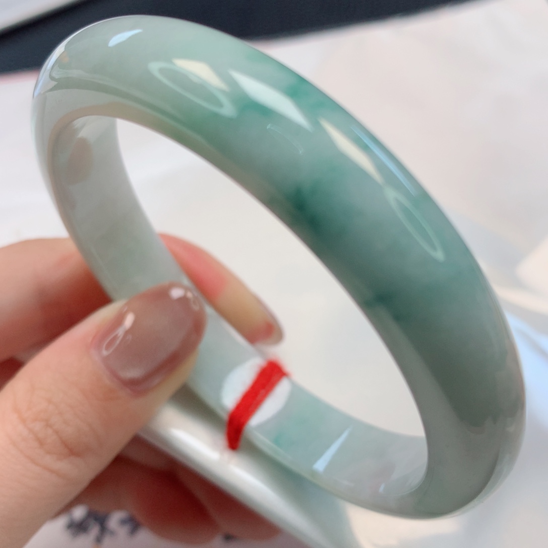 【闪购商品】翡翠手镯未镶嵌57圈