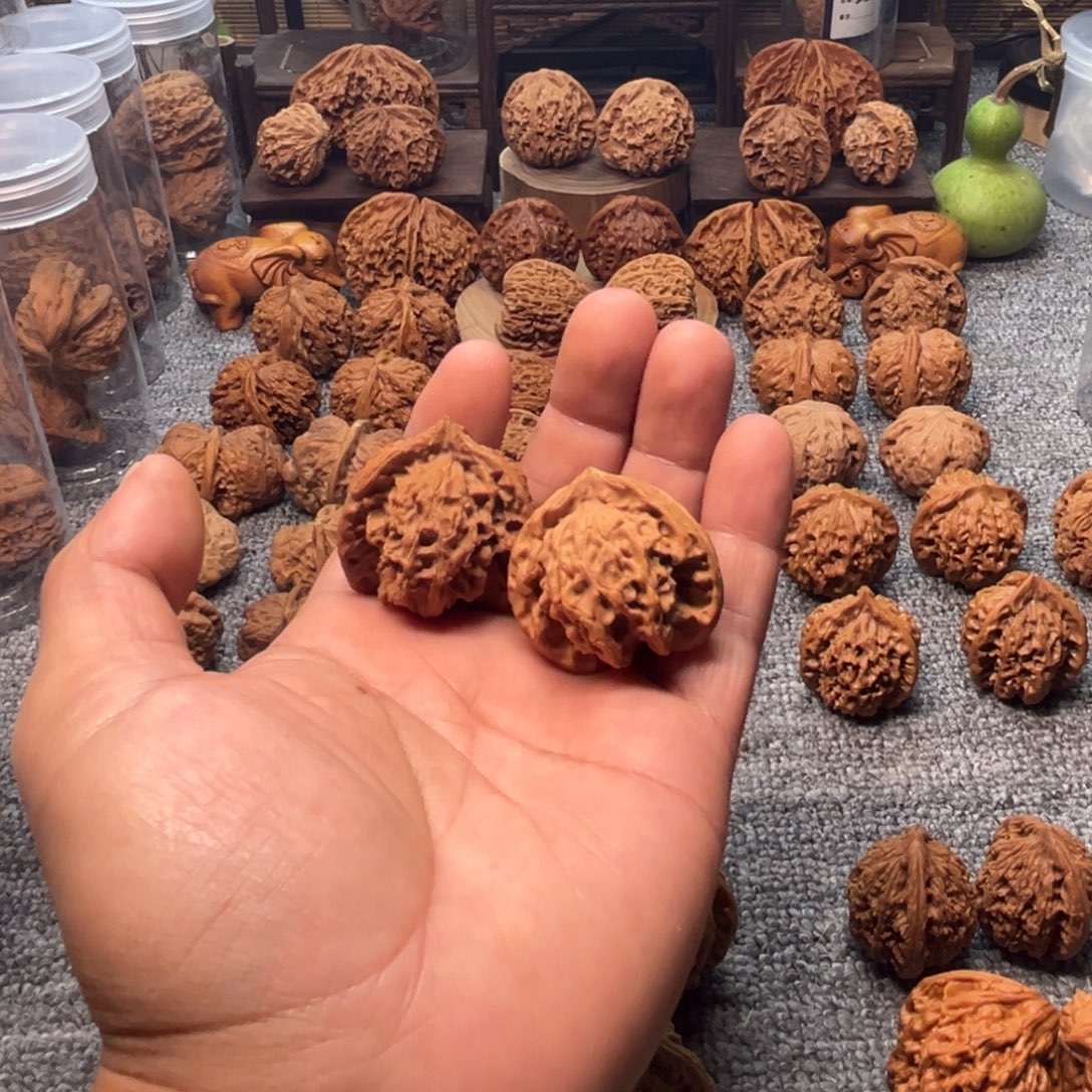 *****文玩核桃把件盘山