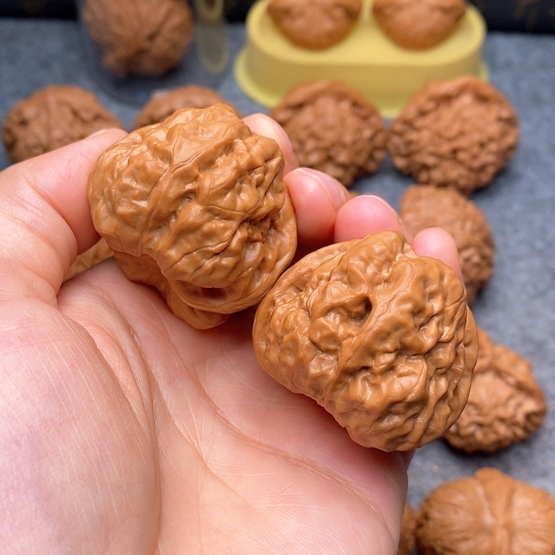 文玩核桃把件肌肉蛤蟆40尺全品