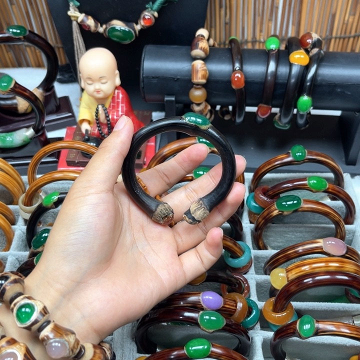 木质磁石嚣***大黑藤镯