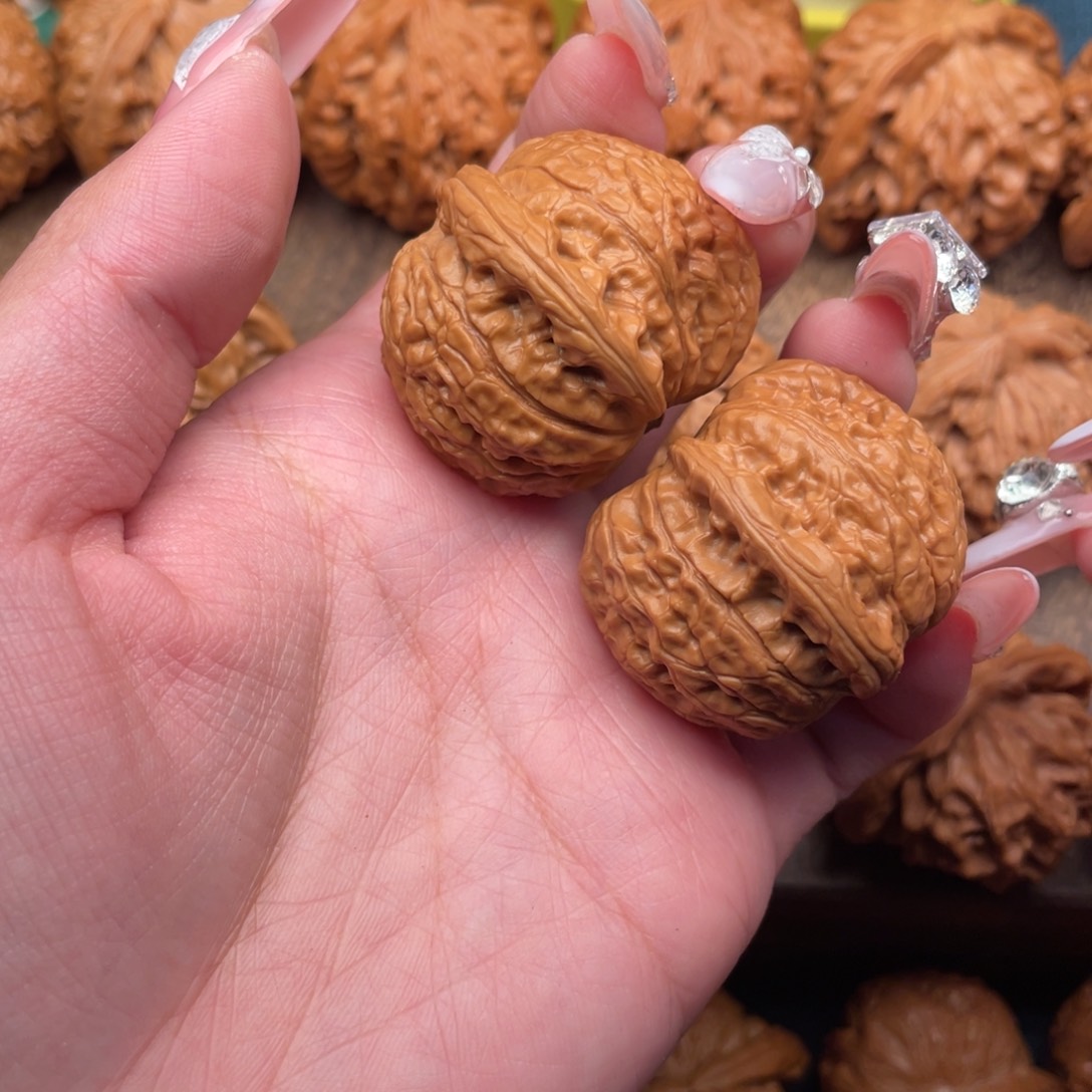 G***y把件文玩核桃全品乾隆磨37