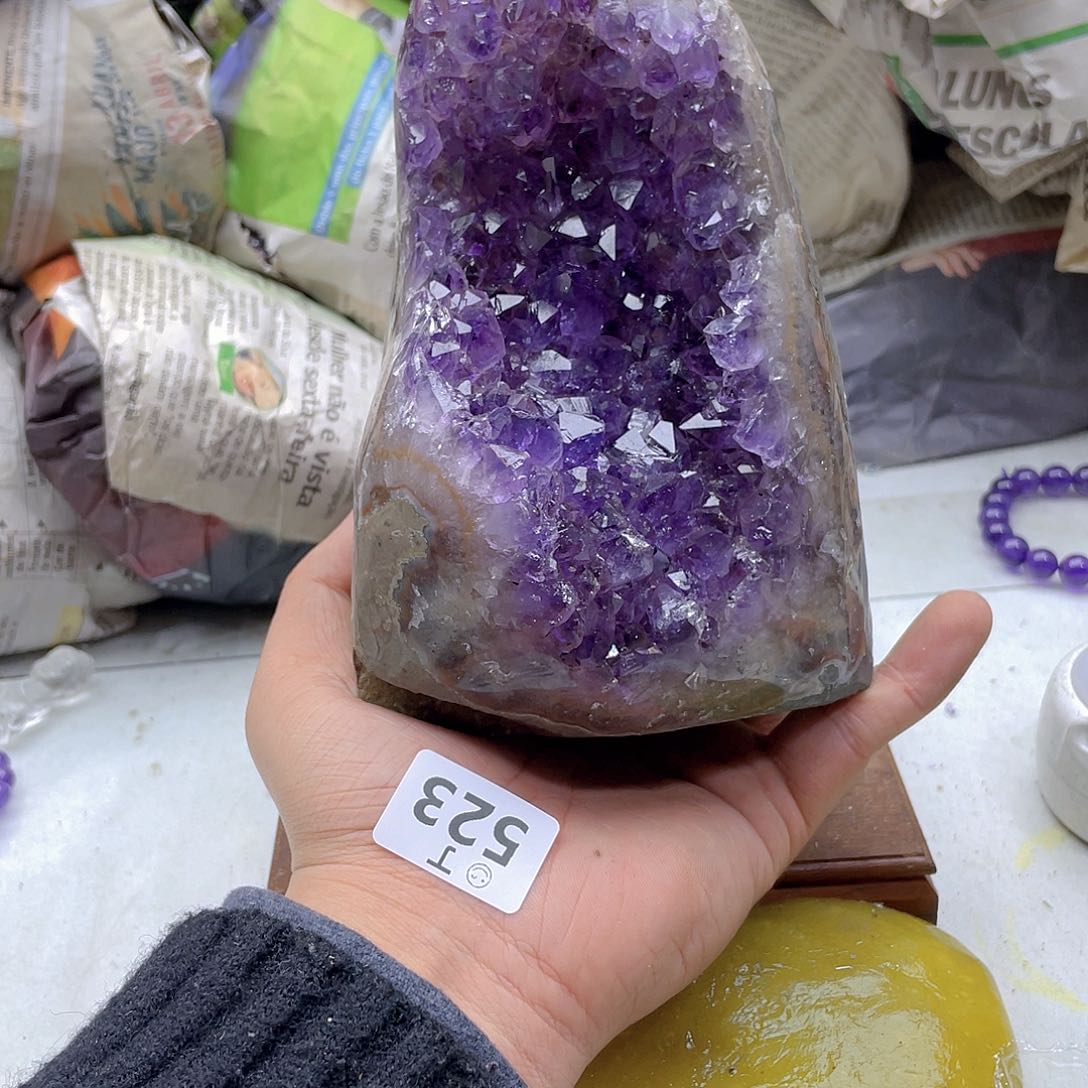 紫晶大型摆件（非配饰）未镶嵌