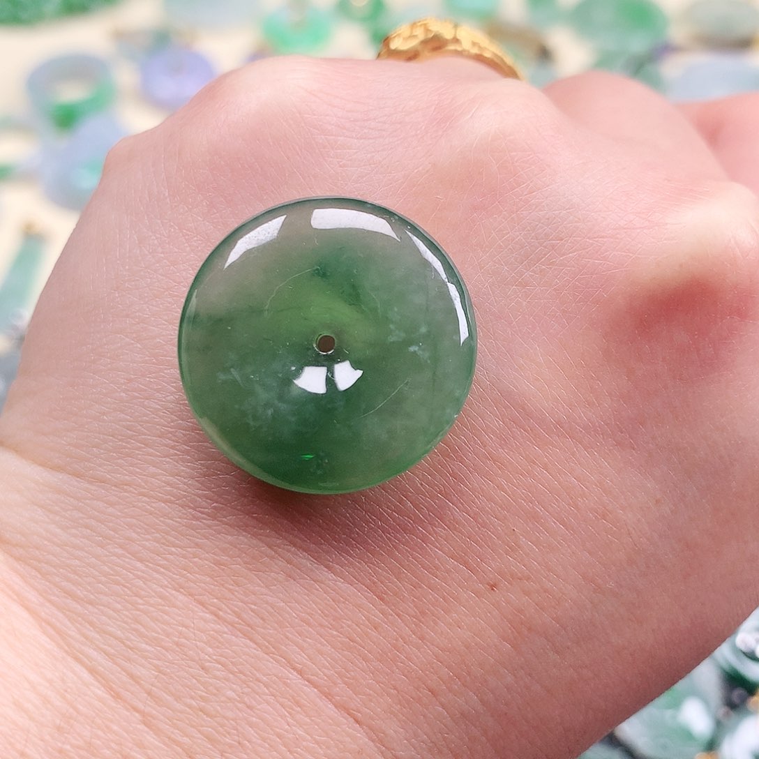 【闪购商品】翡翠吊坠(不含链)未镶嵌平安扣