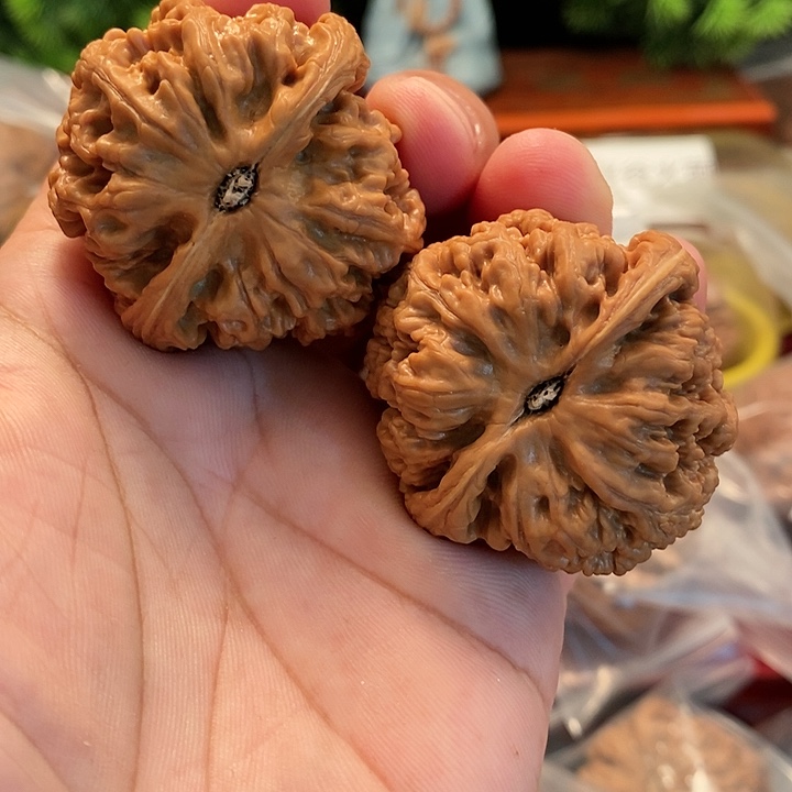 【闪购商品】文玩核桃吊坠粗筋