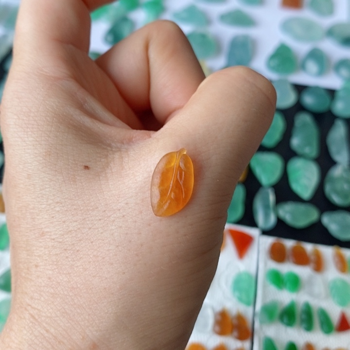 未镶嵌定制翡翠树叶