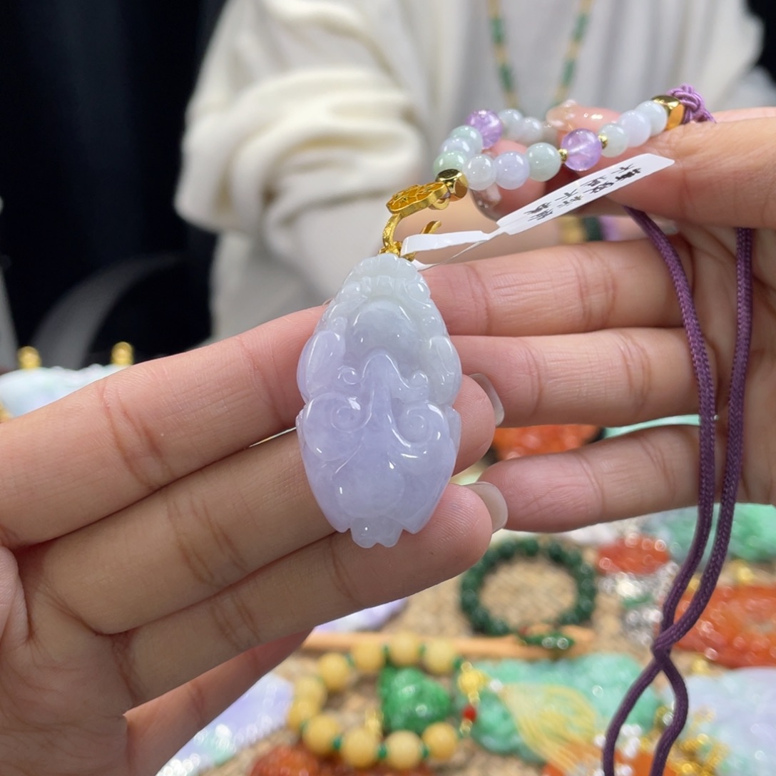 翡翠颈饰未镶嵌代编织