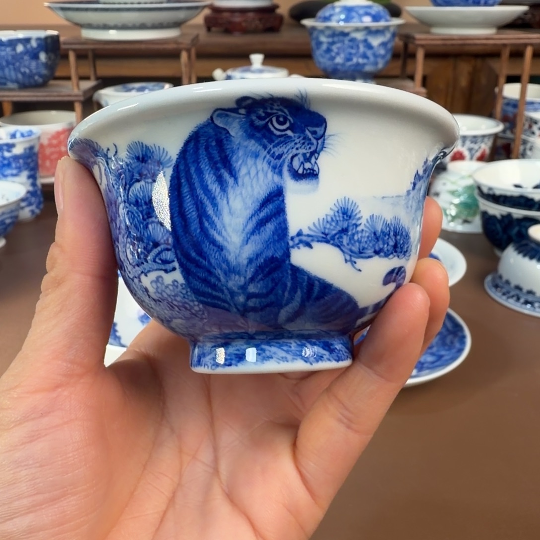景德镇陶瓷手工手绘