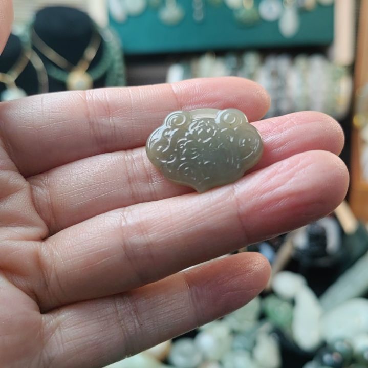 和田玉（碧玉）未镶嵌颈饰