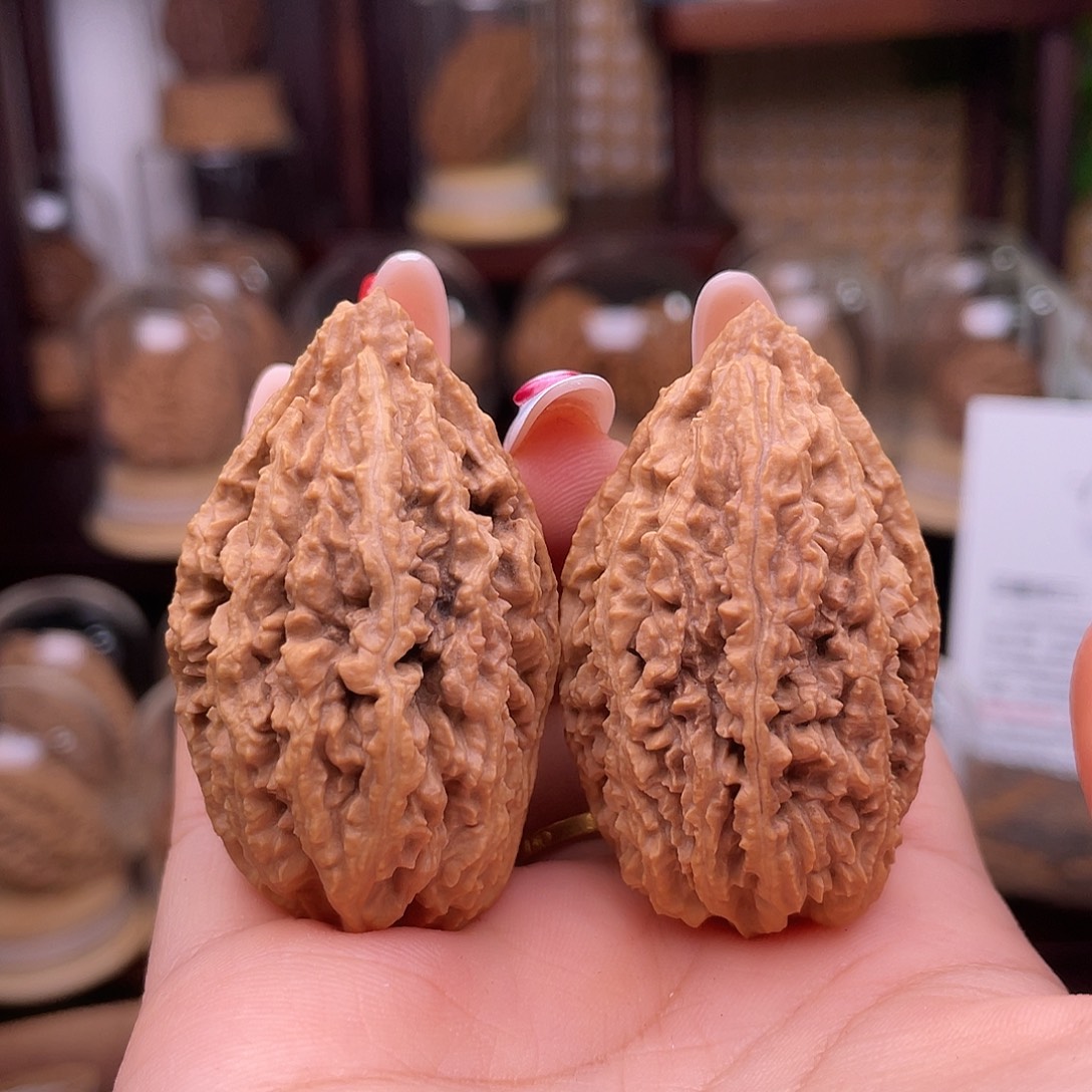 文玩核桃吊坠蚂蚁棍