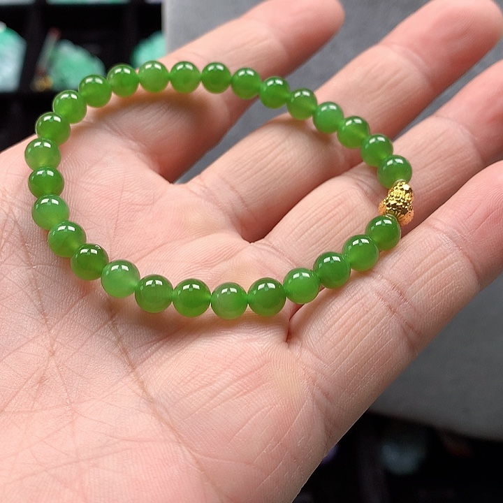 颈饰18K金镶嵌和田玉