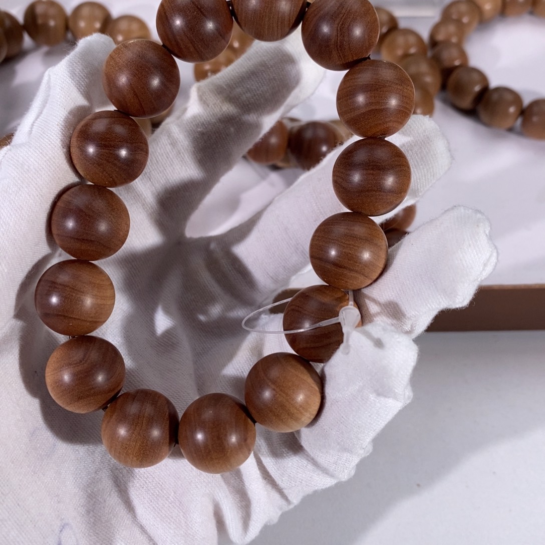 雲***轻檀香木无事牌横纹黑肉四抛百年1.5大福利活动