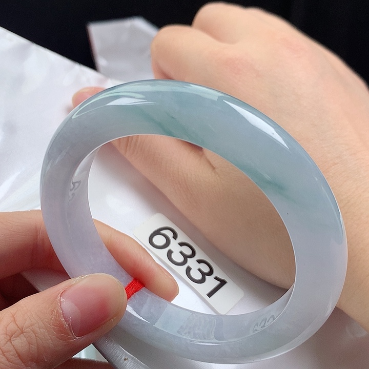 翡翠未镶嵌手镯57顺纹