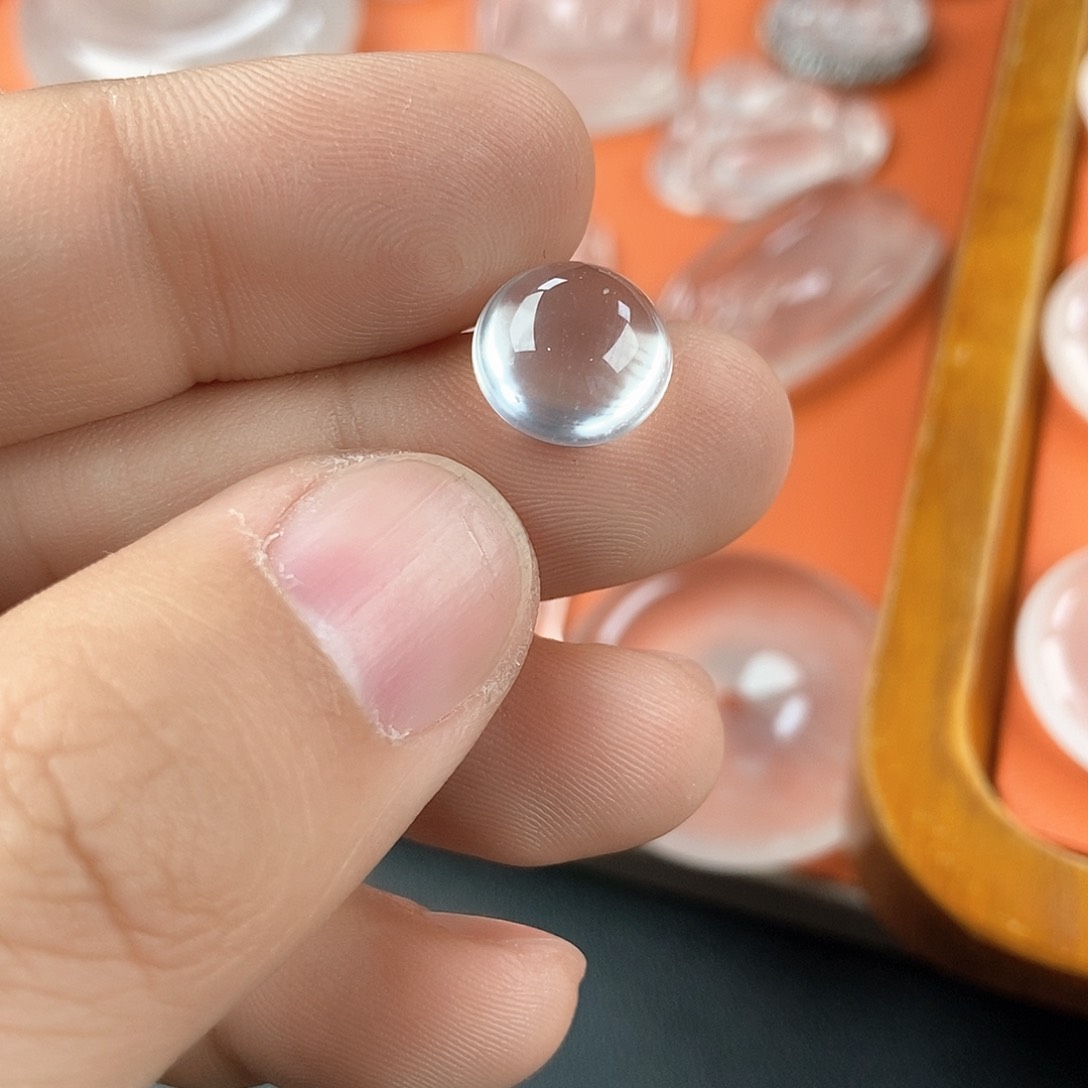 石英质玉颈饰未镶嵌这****了