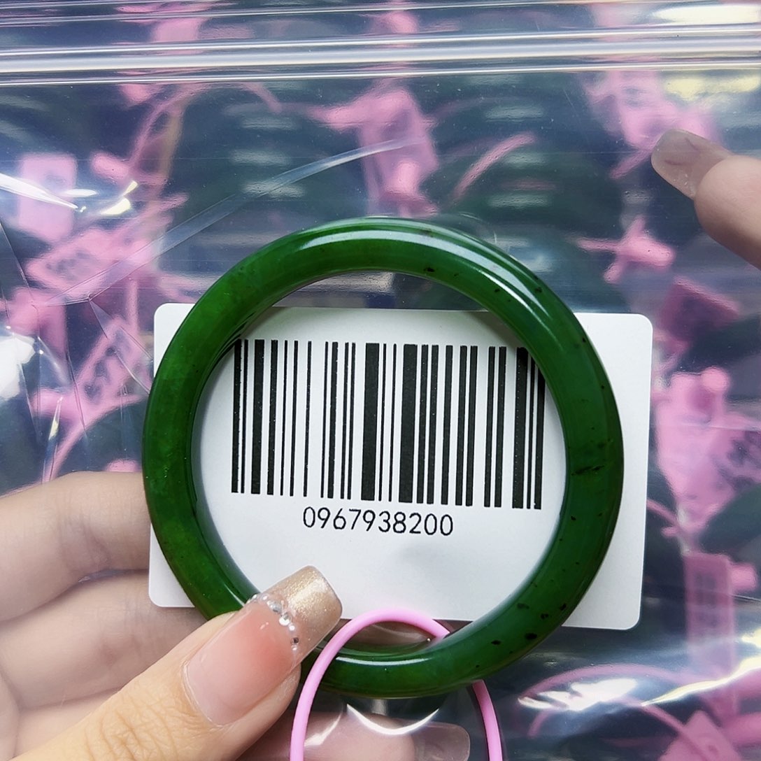 和田玉（碧玉）手镯未镶嵌60