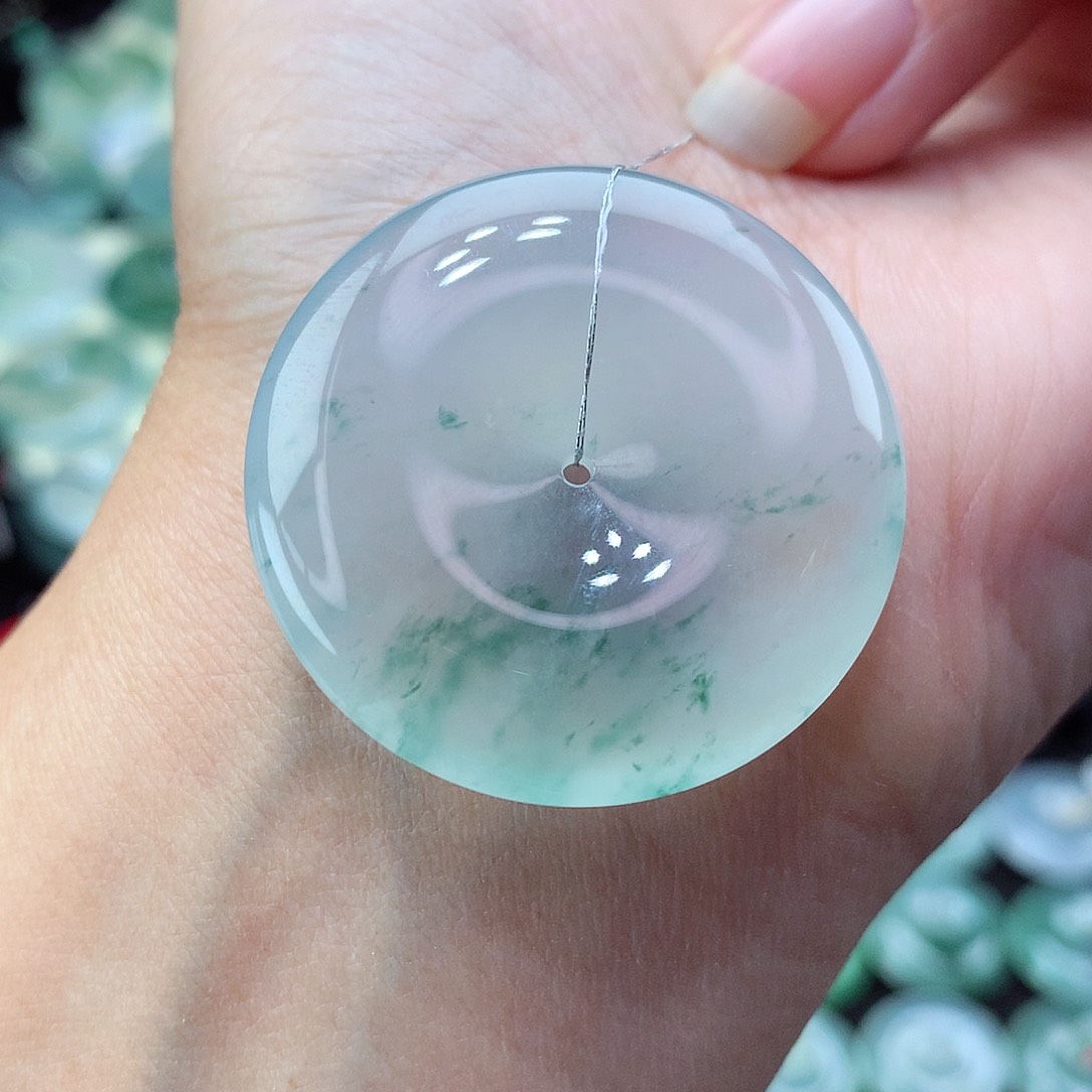 翡翠颈饰未镶嵌62尺寸35.3-6.5