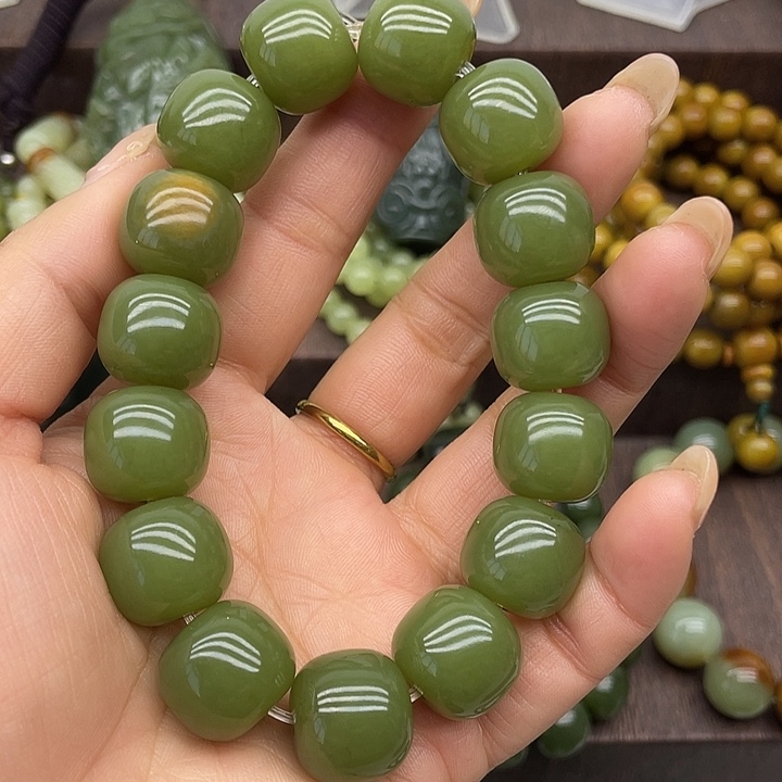 透闪石质玉未镶嵌手串老型14