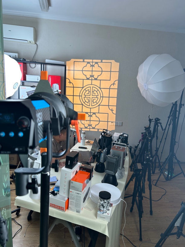 准新品  XSJ新摄角WL100B影视灯LED双色温XLP40度FM口成像镜头