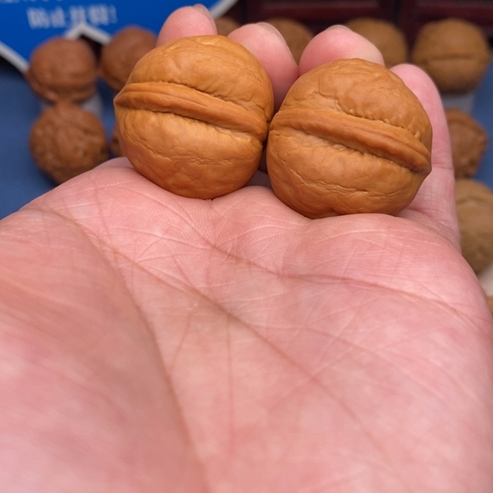 文玩核桃把件耿*小海豚