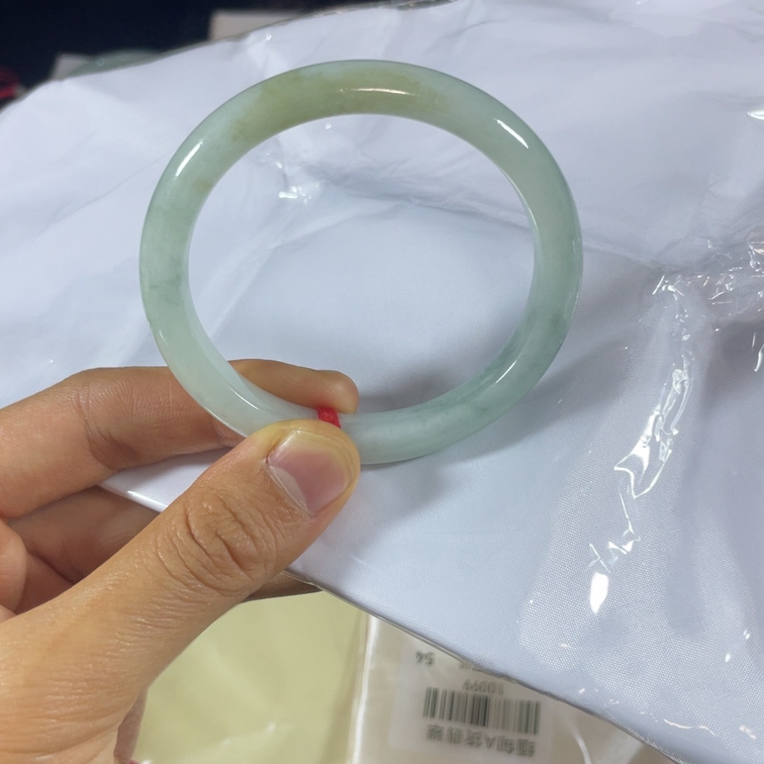 未镶嵌手镯翡翠天然翡翠手镯