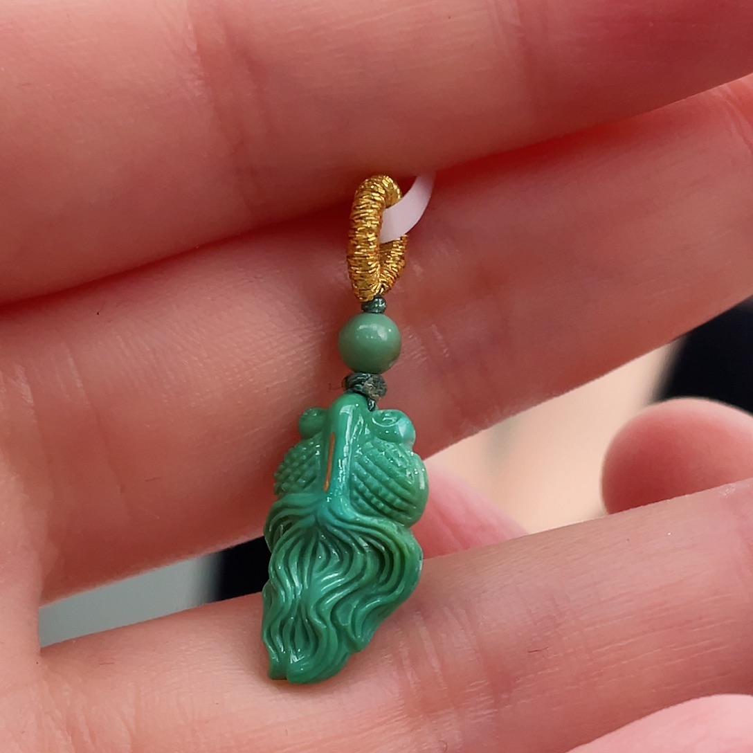 绿松石颈饰未镶嵌