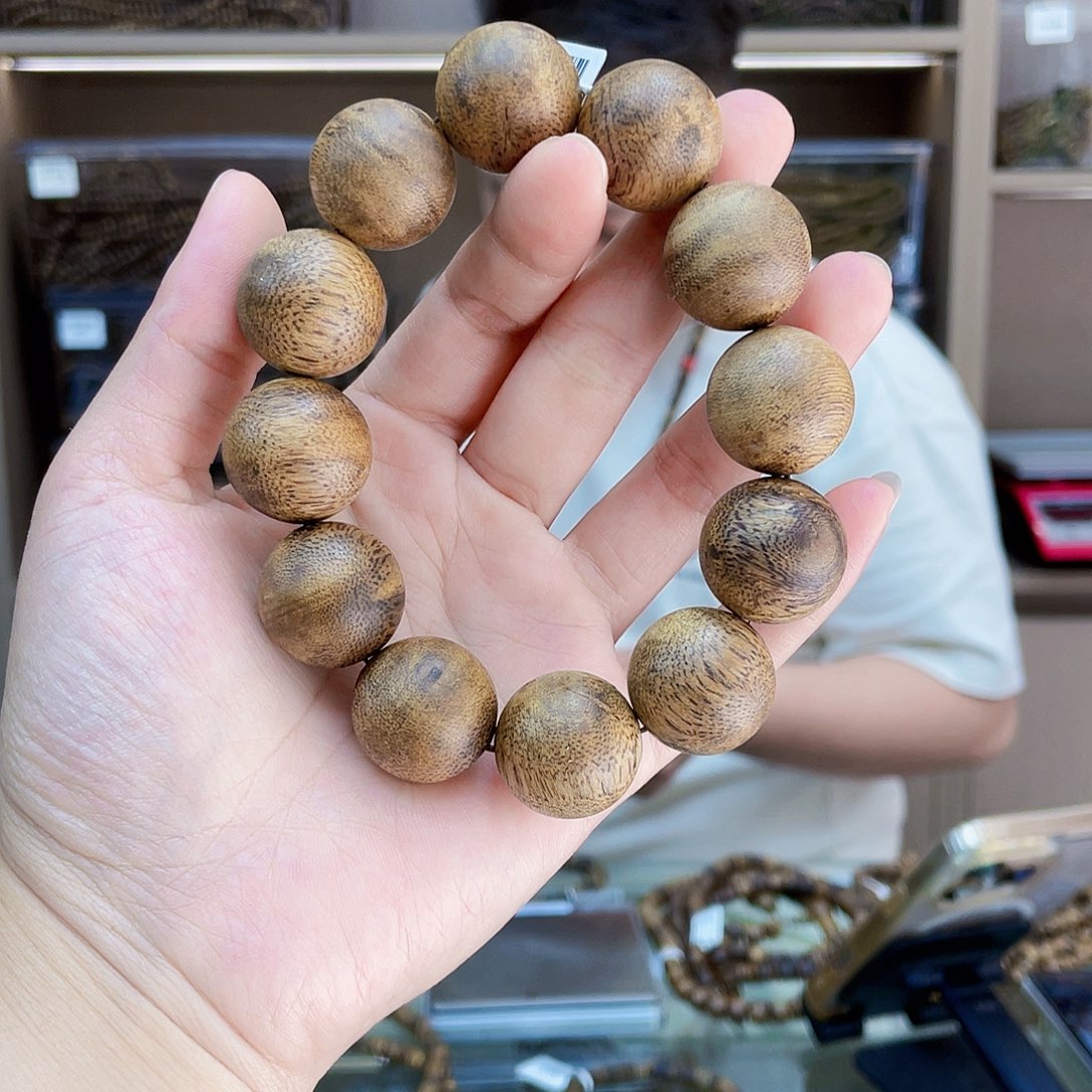 沉香碎屑沉香天然野白棋圆珠单圈2/25克多样性发一