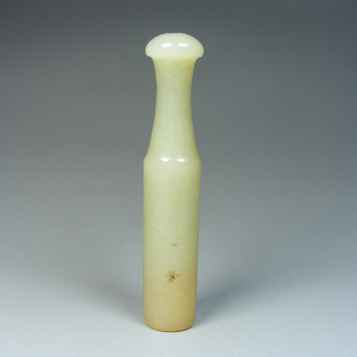 几十年和田青白玉带糖色带青花大长烟嘴