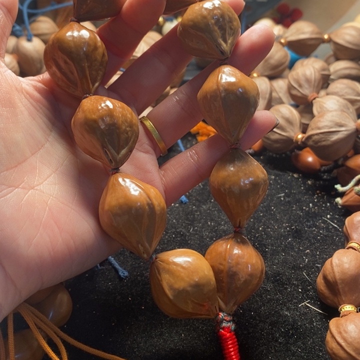 橄榄核手串/手链2.3蒜头彩绳