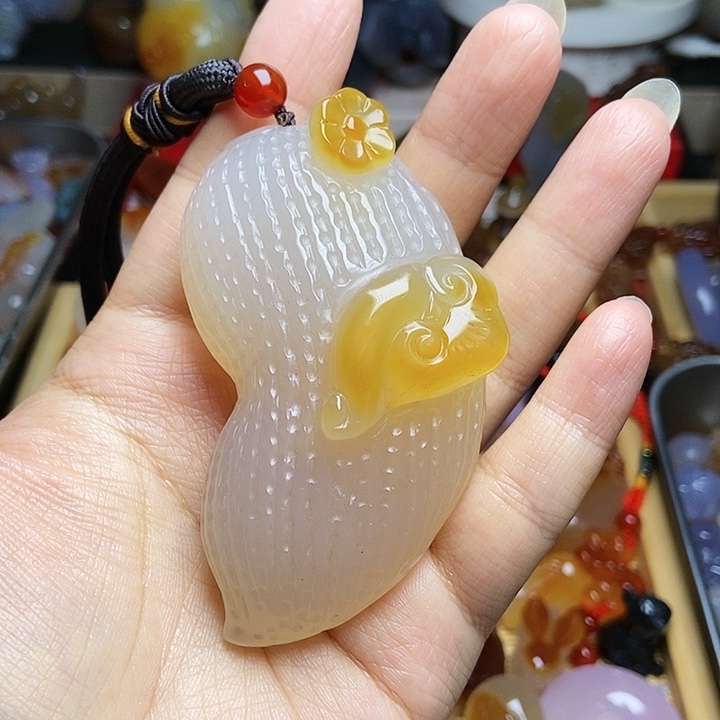 未镶嵌颈饰玛瑙/玉髓