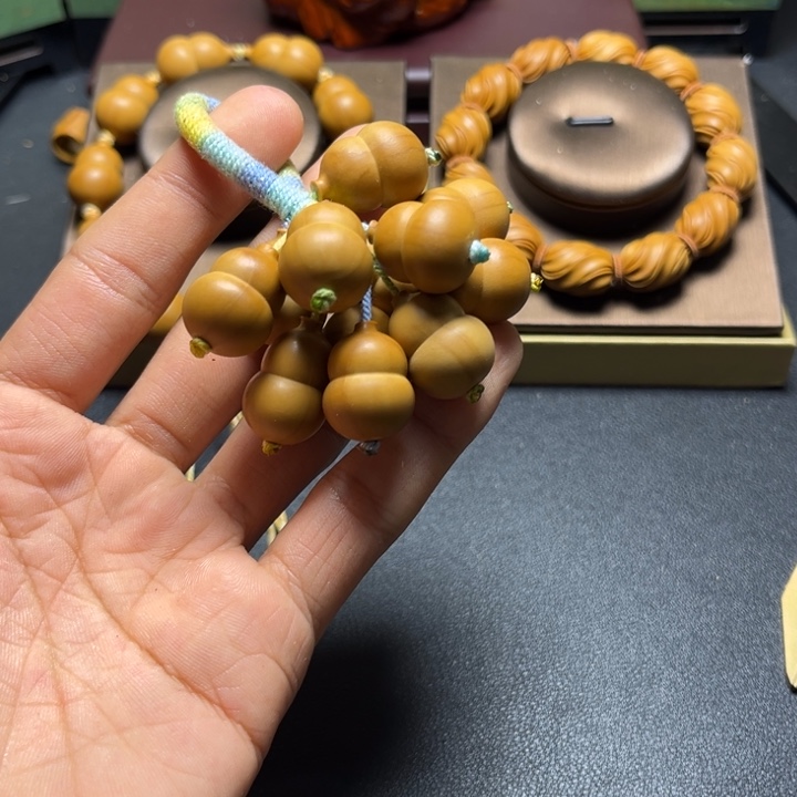 手串/手链橄榄核橄榄核雕葡萄串