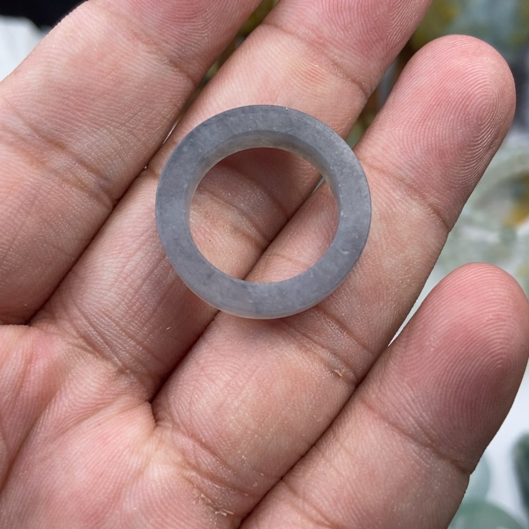 定制翡翠未镶嵌戒圈