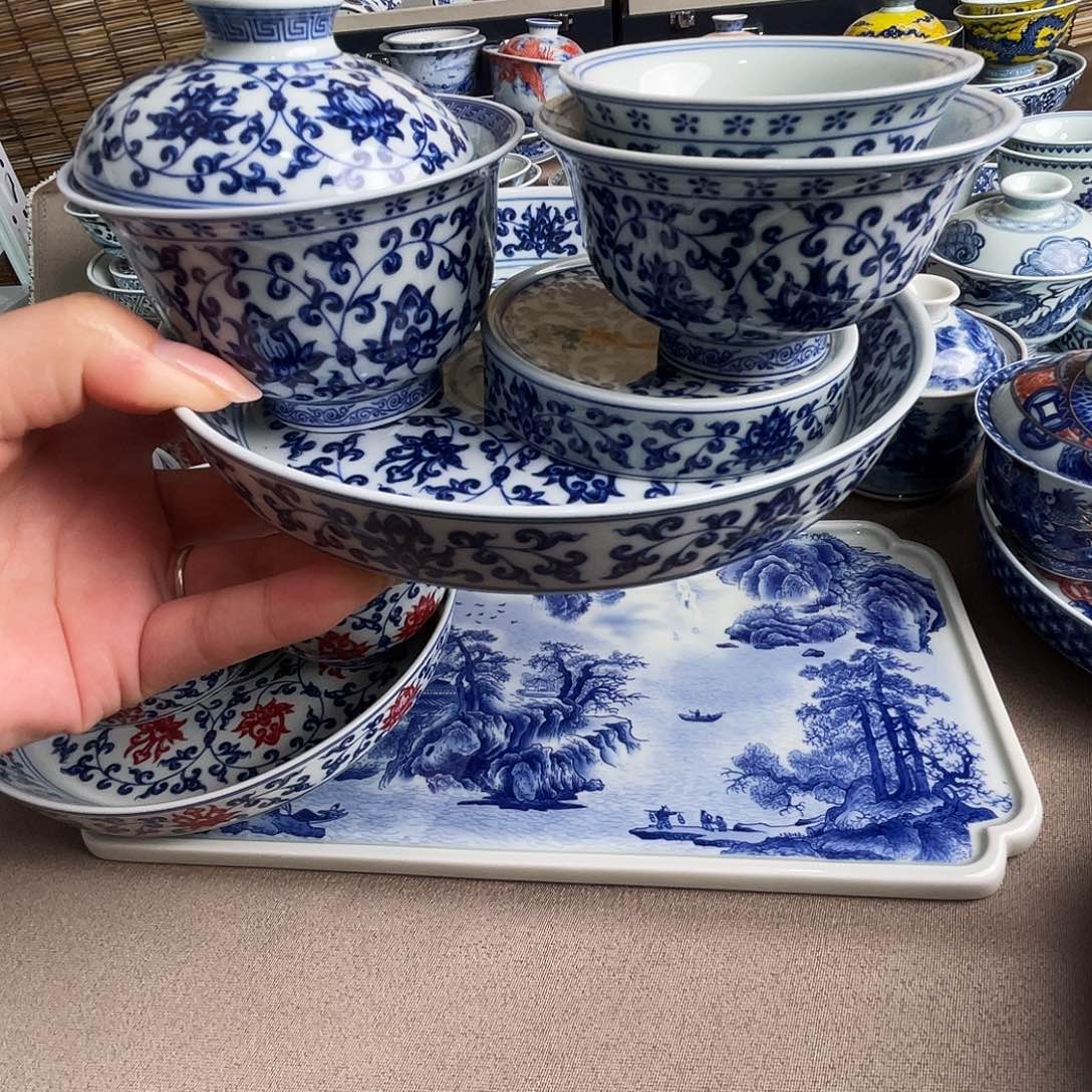 Z***Z景德镇瓷器精品名