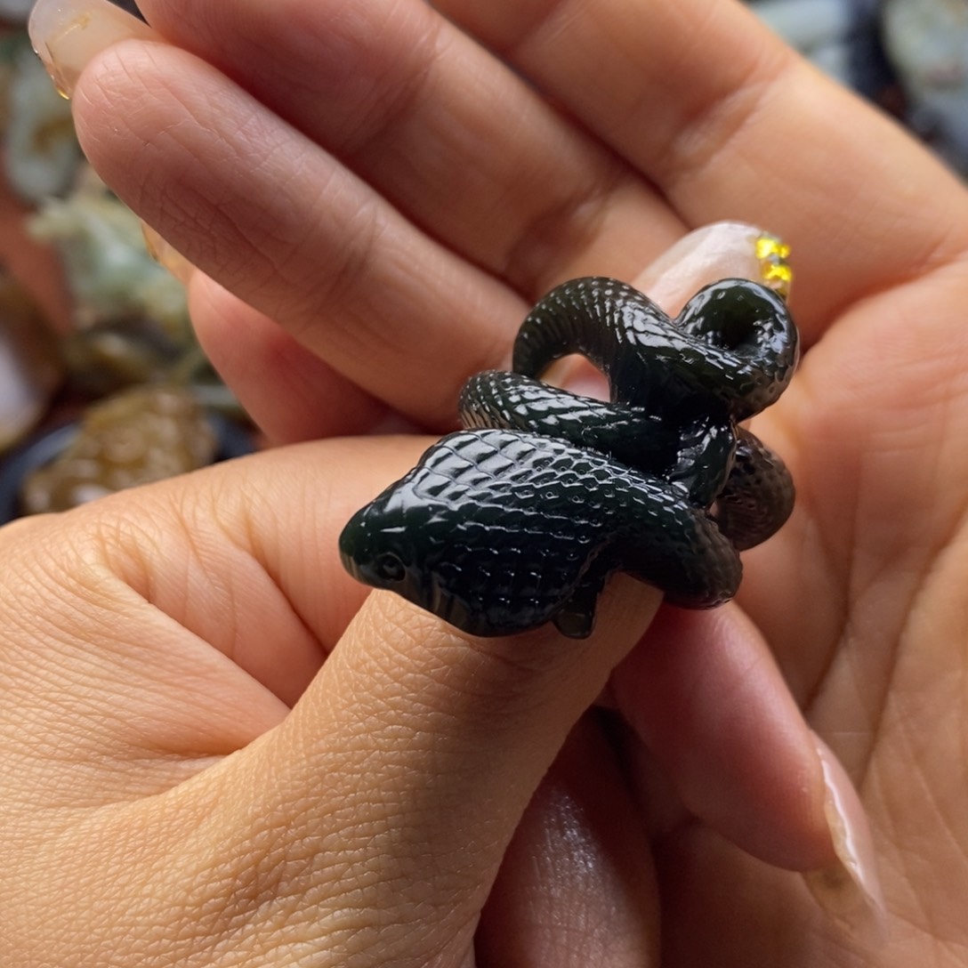 和田玉挂件未镶嵌