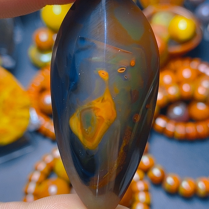 玛瑙/玉髓未镶嵌战国红