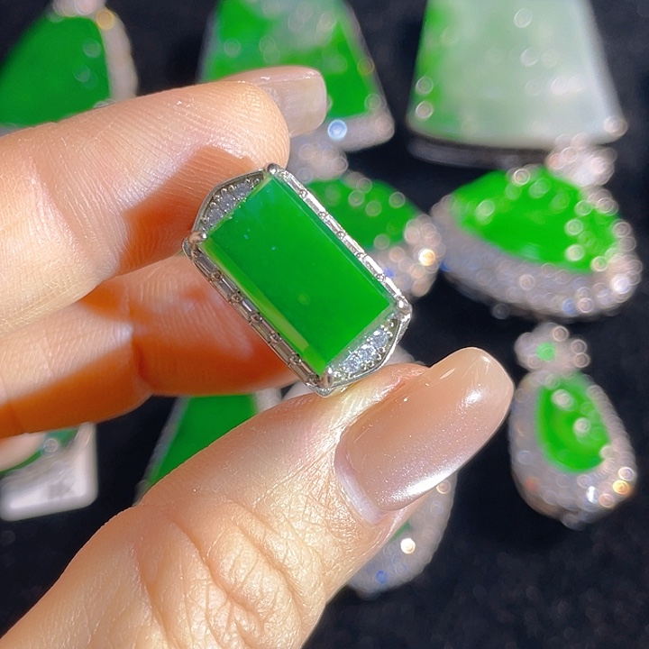 翡翠银S925镶嵌戒指翡翠