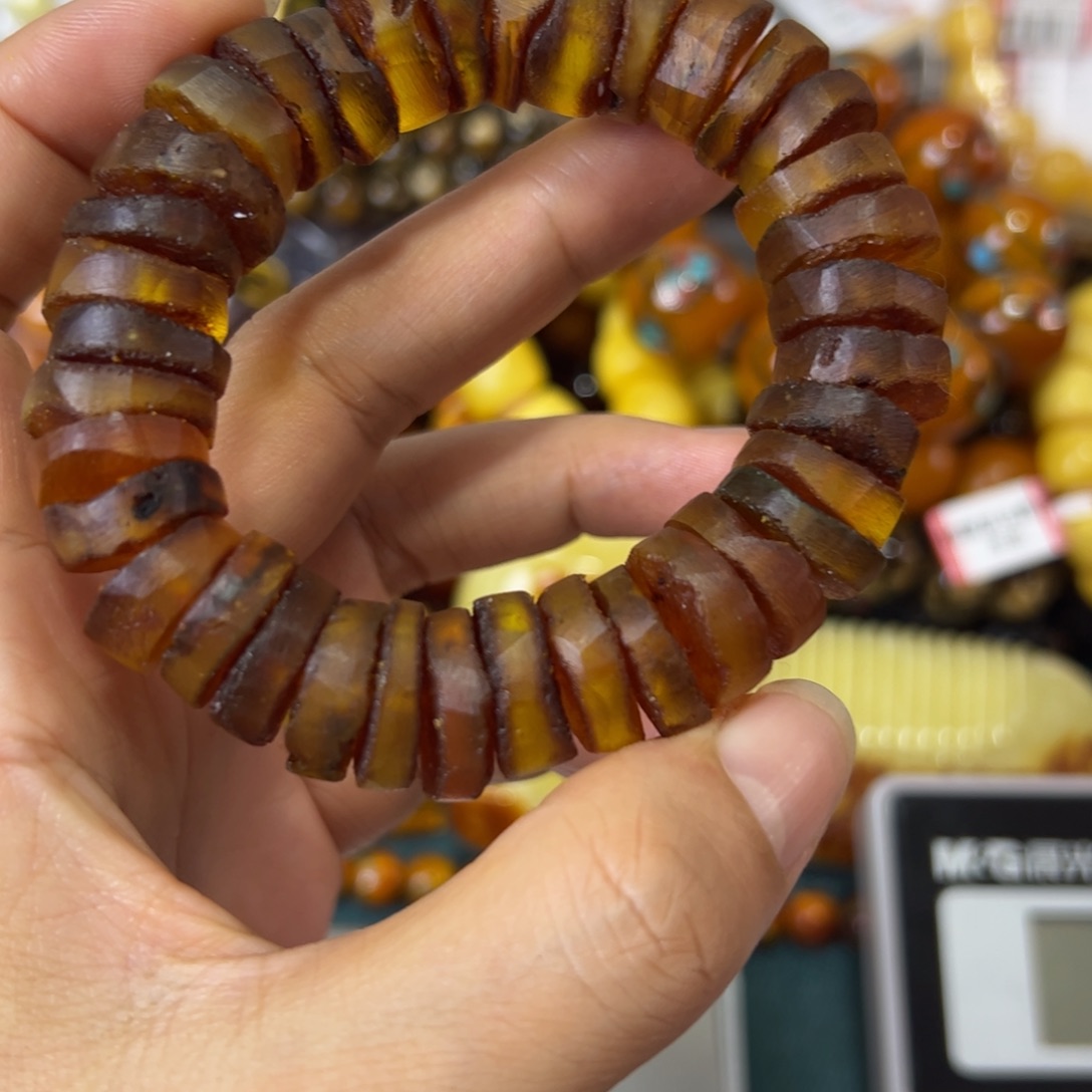 未镶嵌琥珀珠宝奇石783