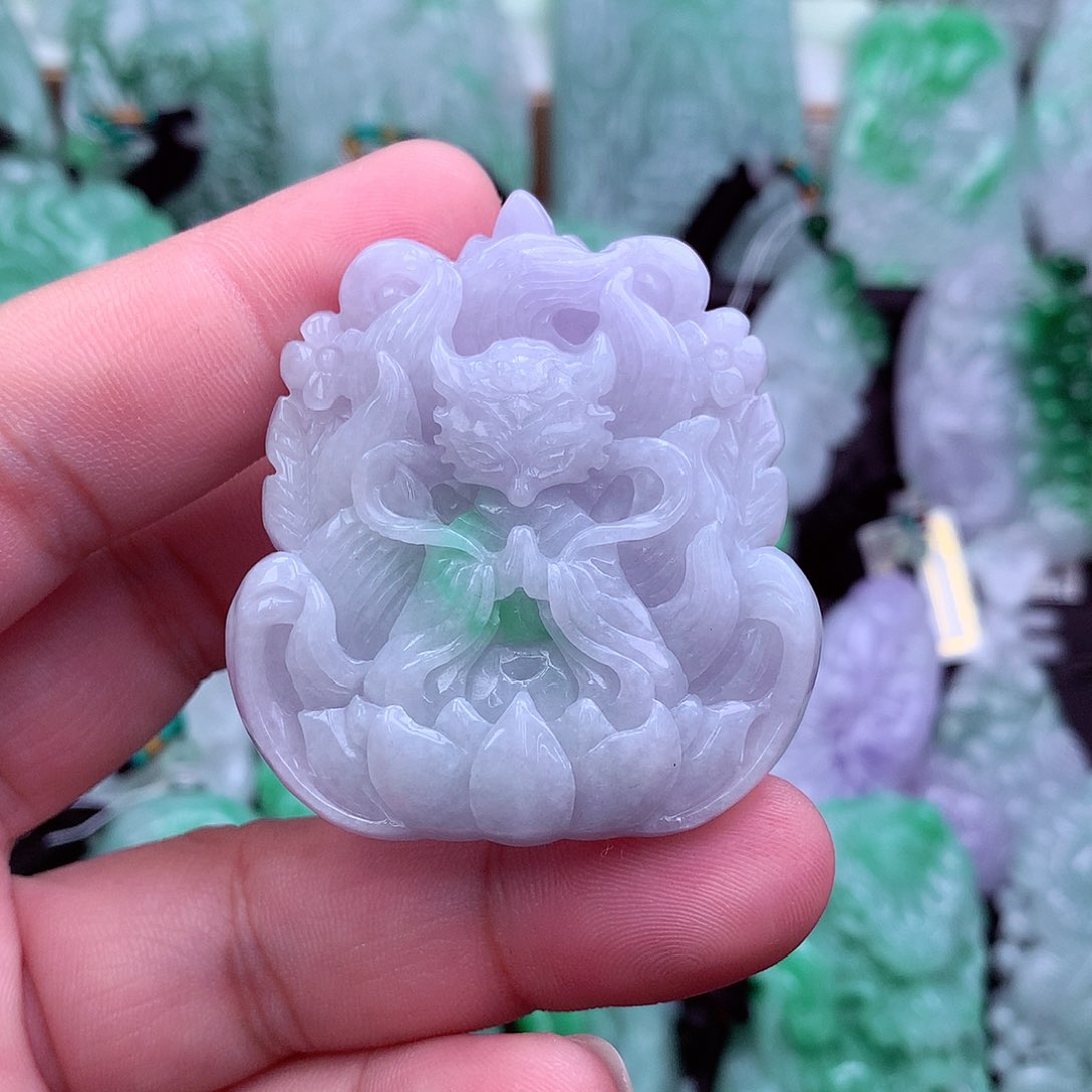 翡翠吊坠(不含链)未镶嵌