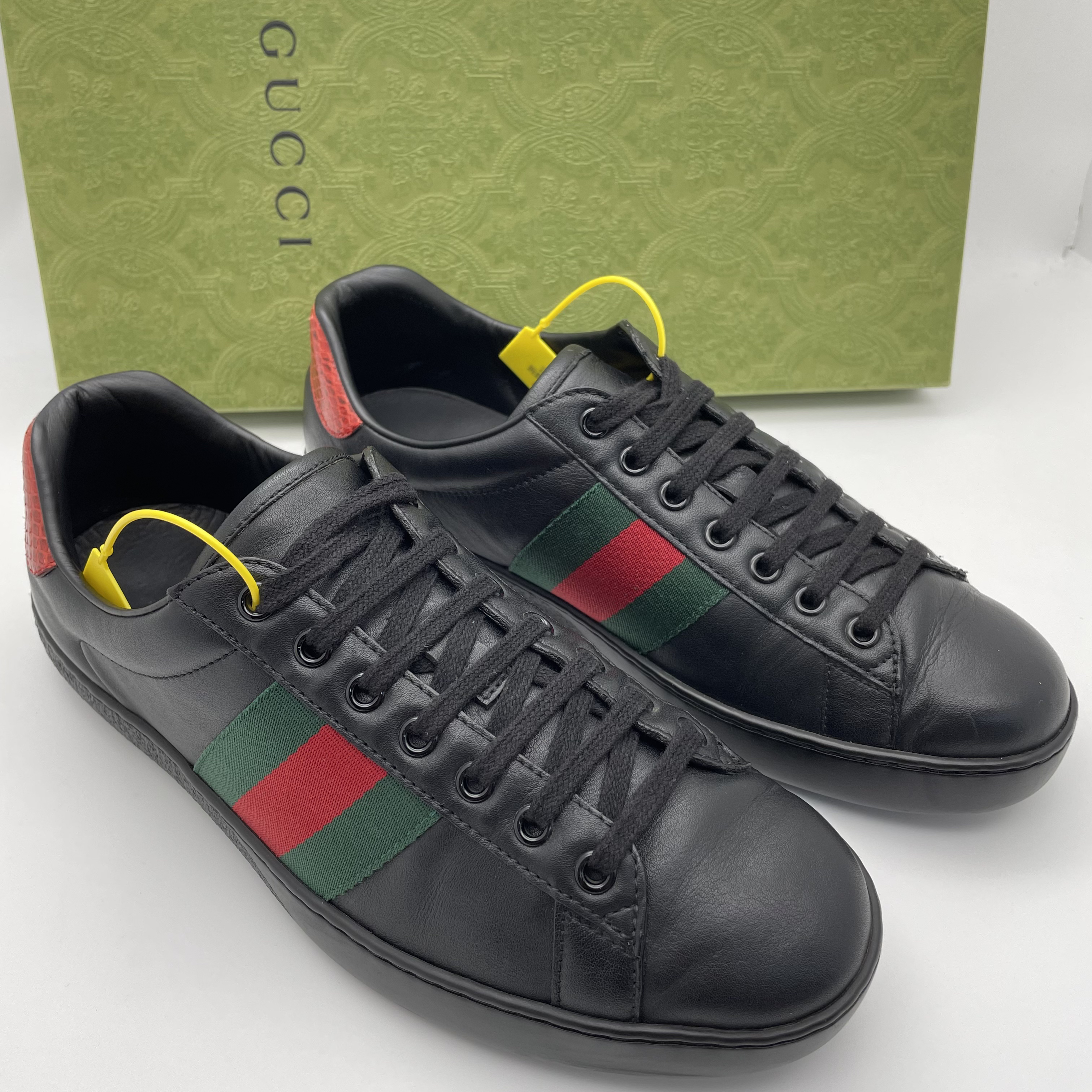 95新 GUCCI/古驰 41欧码/男士黑色皮面红绿织带休闲时尚板鞋