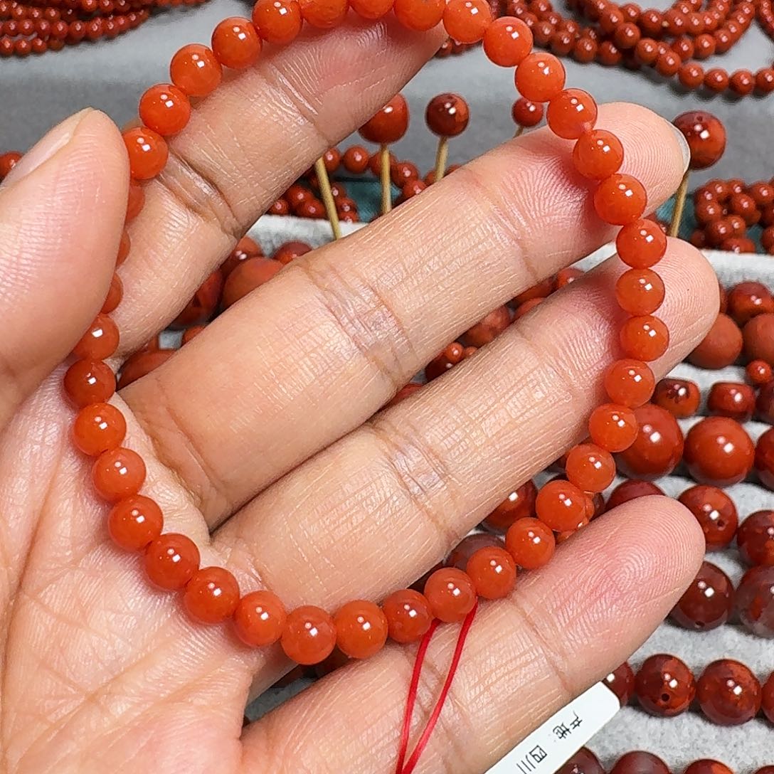 南红玛瑙未镶嵌项链