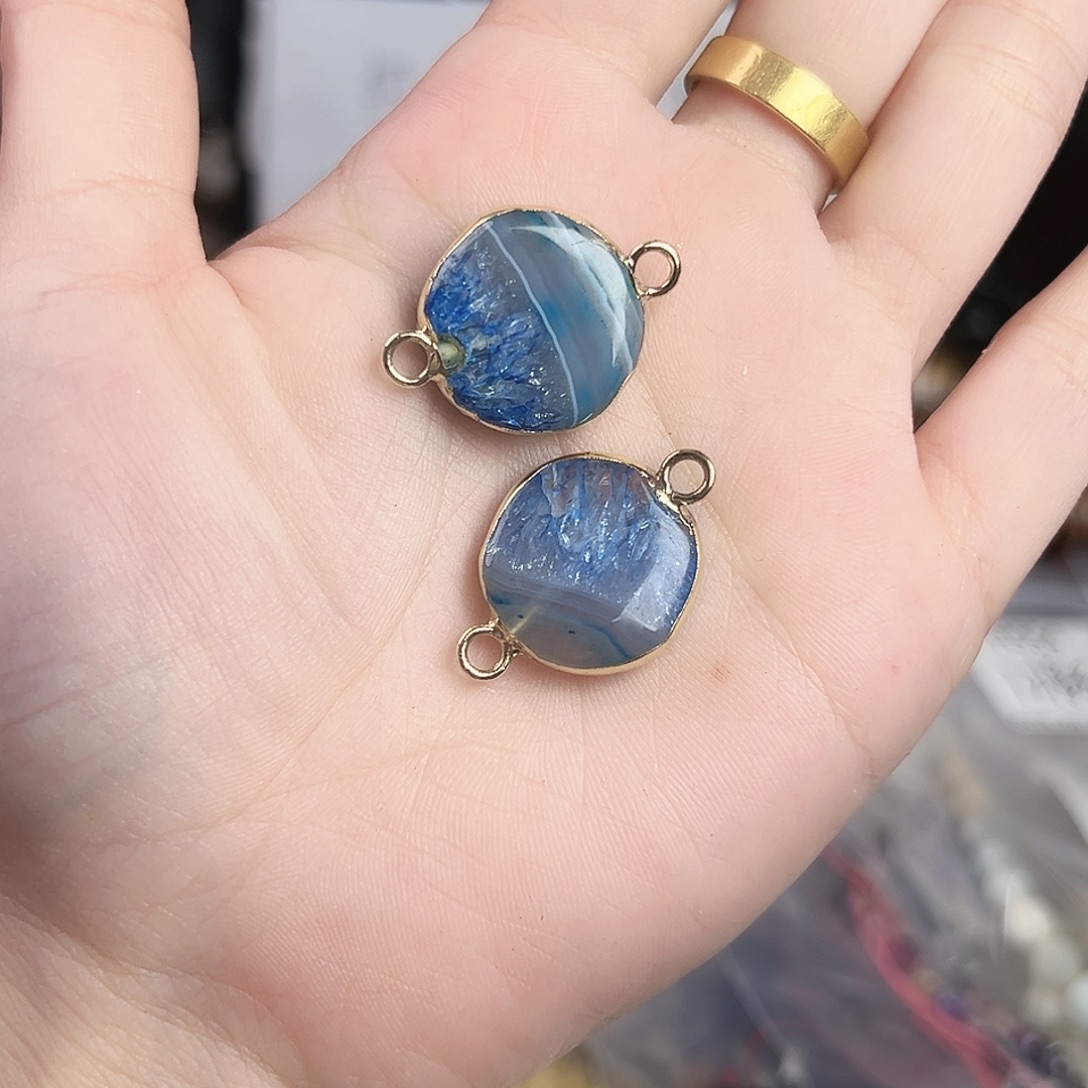 玛瑙/玉髓合金珠宝半成品h556 湖水蓝玛瑙吊坠一颗