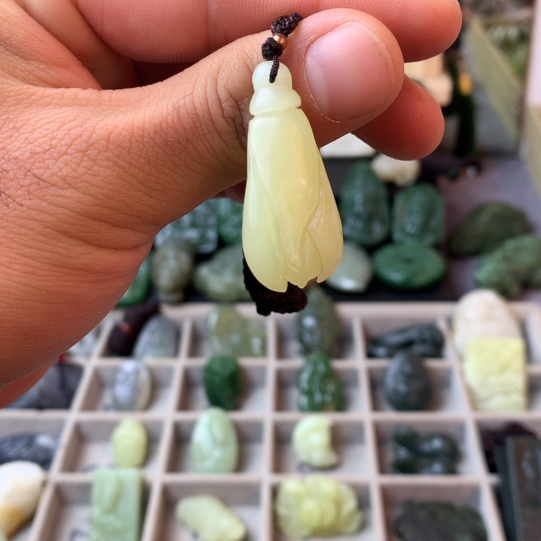 和田玉未镶嵌吊坠(不含链)