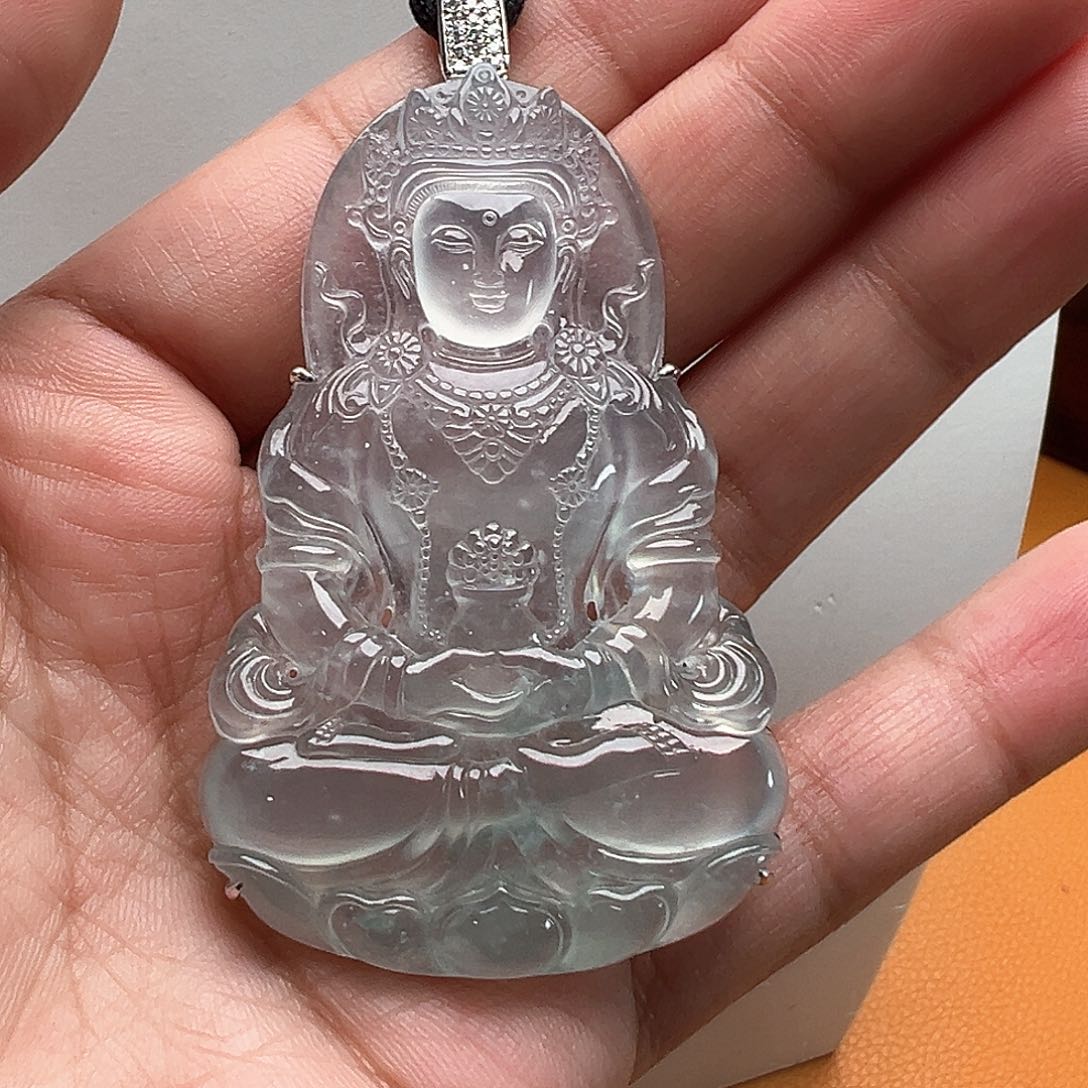 翡翠颈饰18K金镶嵌高冰度母