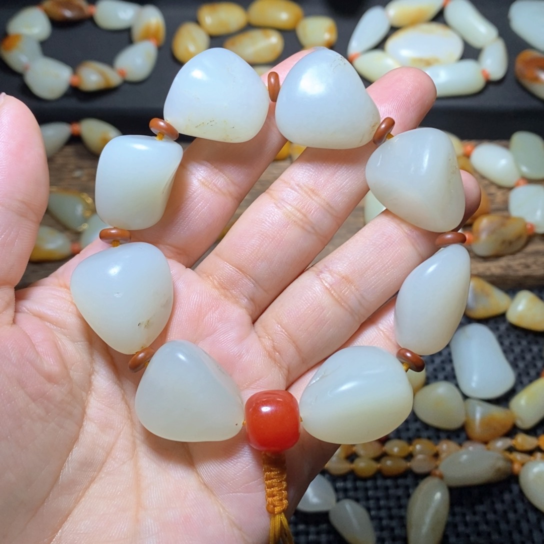 和田玉手链未镶嵌