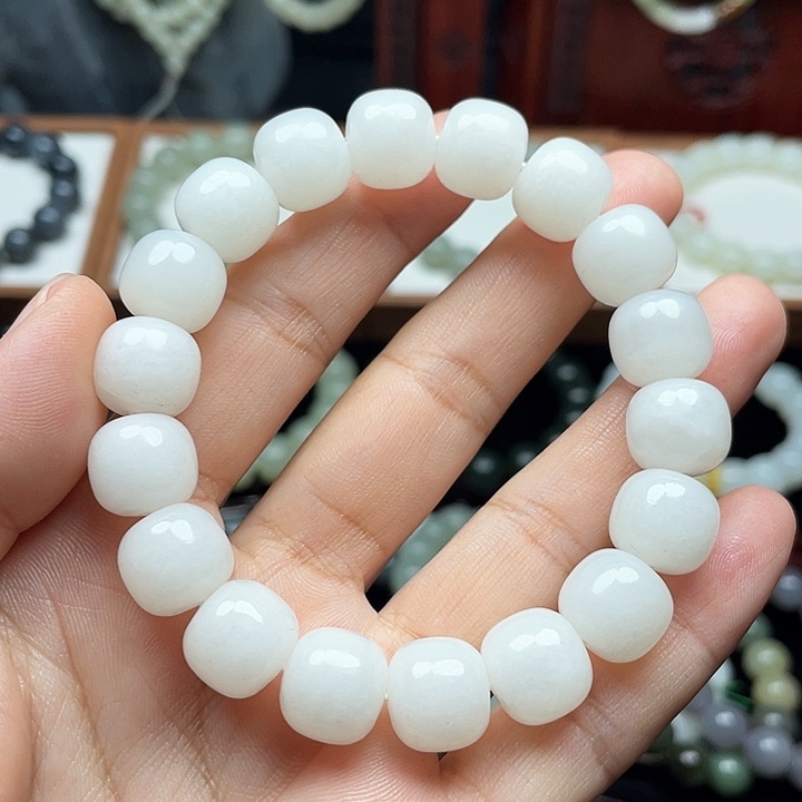 未镶嵌手串和田玉