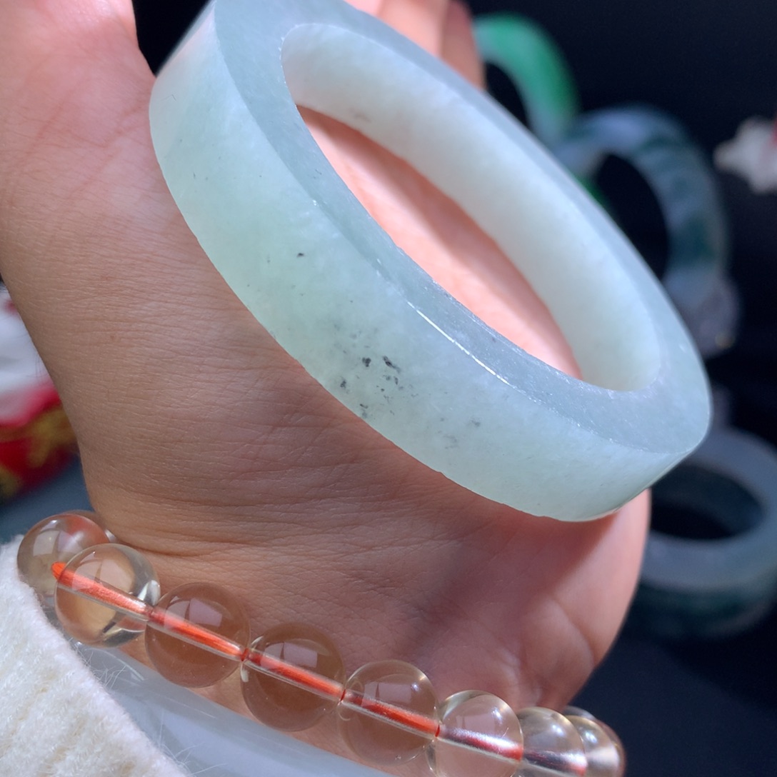 定制翡翠燕子强推5未镶嵌