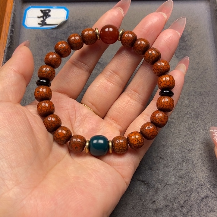 星月菩提吊坠菩提