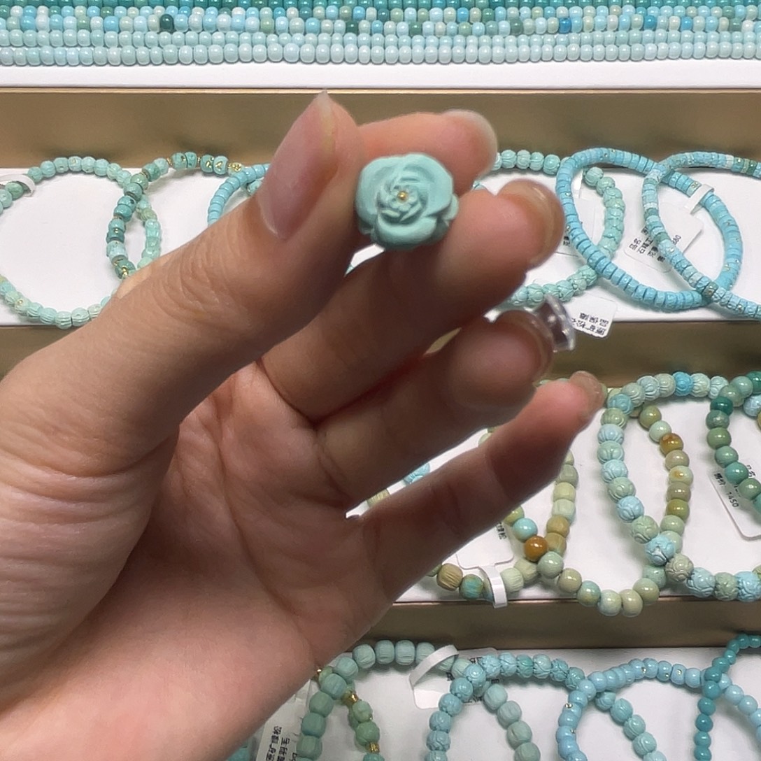 绿松石未镶嵌珠宝奇石2